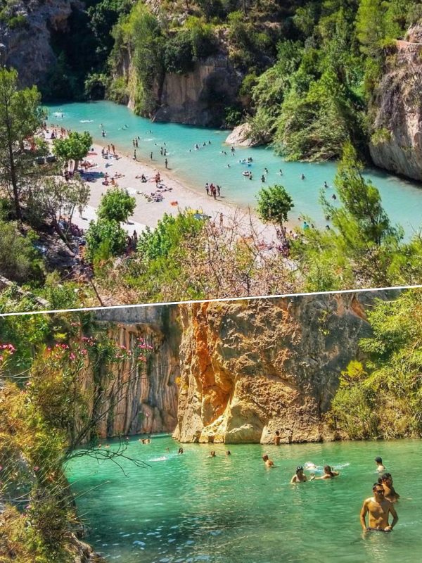 Excursión a Montanejos desde Valencia