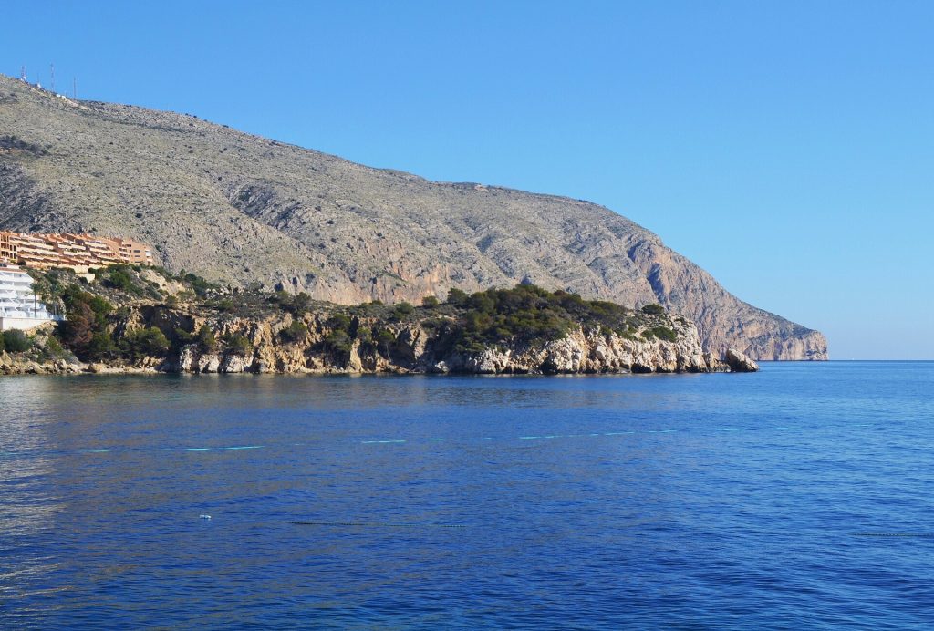 Punta del Mascarat y Morro de Toix sobre el mar Mediterráneo en Altea